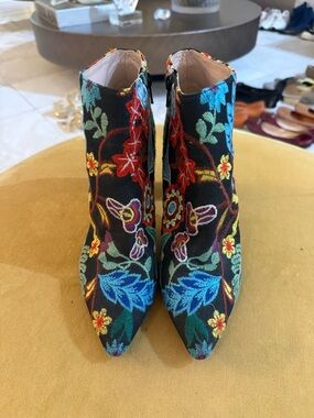 Stuart Weitzman Black Multi Floral Embroidered Pointed Ankle Boots